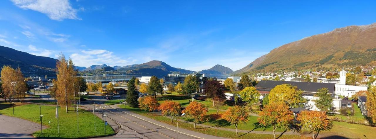 Havila Hotel Ivar Aasen เอิร์สตา ภายนอก รูปภาพ